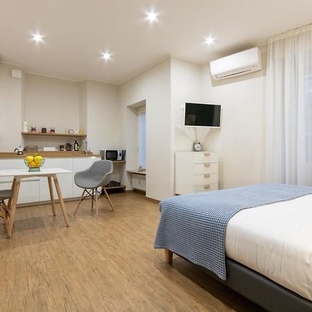 Aqualago Casa Vacanze Apartment E Verbania Luaran gambar