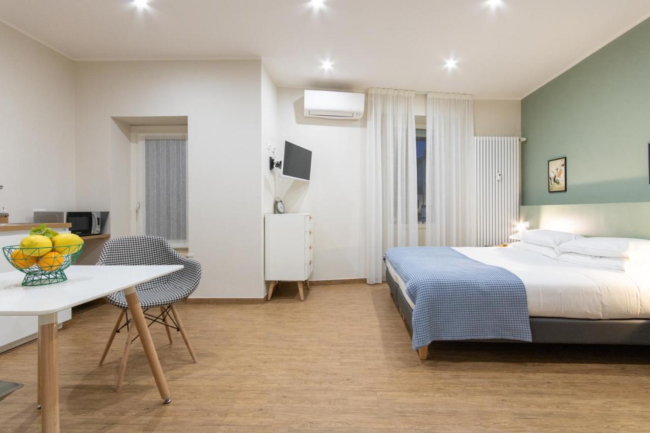 Aqualago Casa Vacanze Apartment E Verbania Luaran gambar